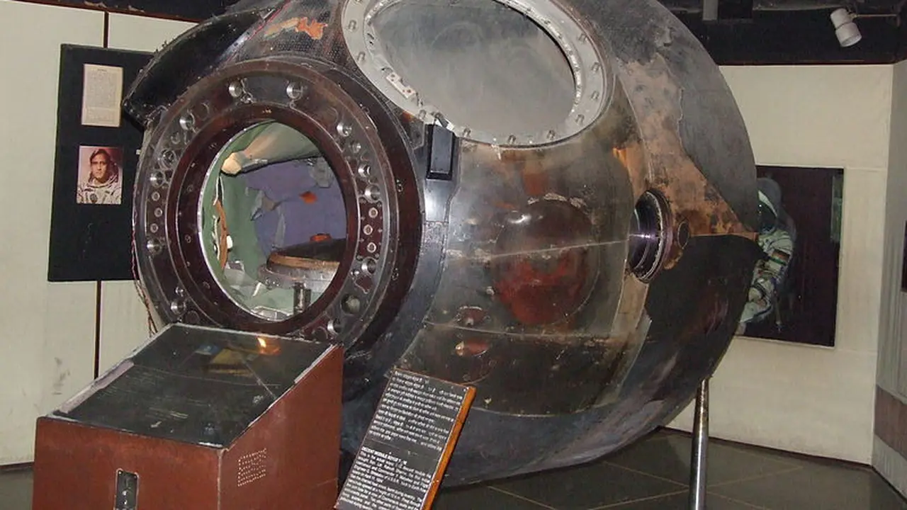 Peluncuran pesawat antariksa Soyuz T-8 milik Uni Soviet yang gagal