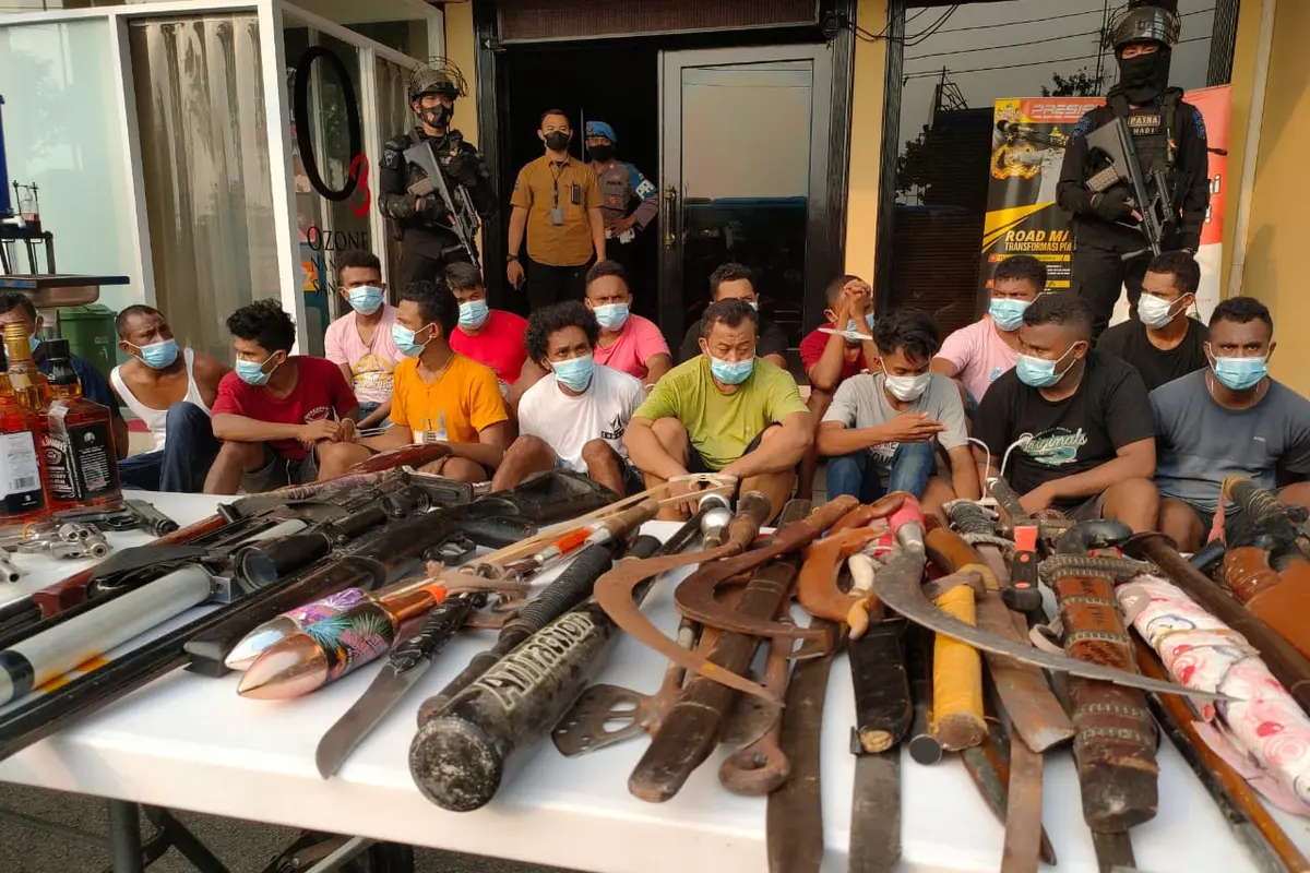 50 Orang Diamankan dari Kampung Ambon