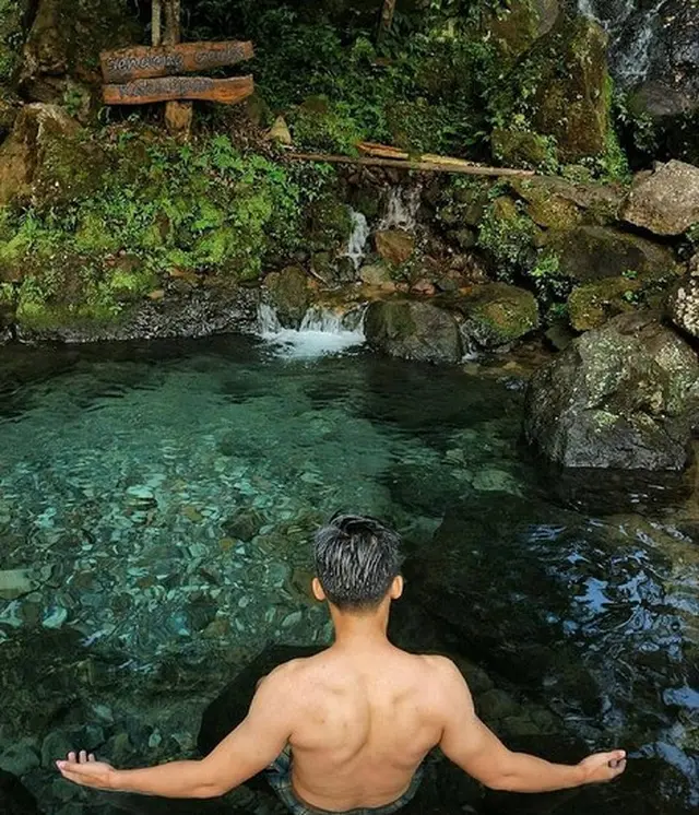 14. Sendang Geulis Kahuripan