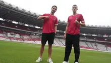 Thom Haye dan Jay Idzes di Stadion Utama Gelora Bung Karno (SUGBK), Jakarta Pusat. (Bola.com/Dok.PSSI).