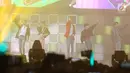 Penampilan boyband SHINee dalam konser bertajuk SHINee World V di JIExpo Kemayoran, Jakarta, 12 November 2016.  Jonghyun SHINee meninggal di usia 27 tahun—sebagaimana Jimi Hendrix, Kurt Cobain, Janis Joplin dan Jim Morisson. (Liputan6.com/Herman Zakharia)