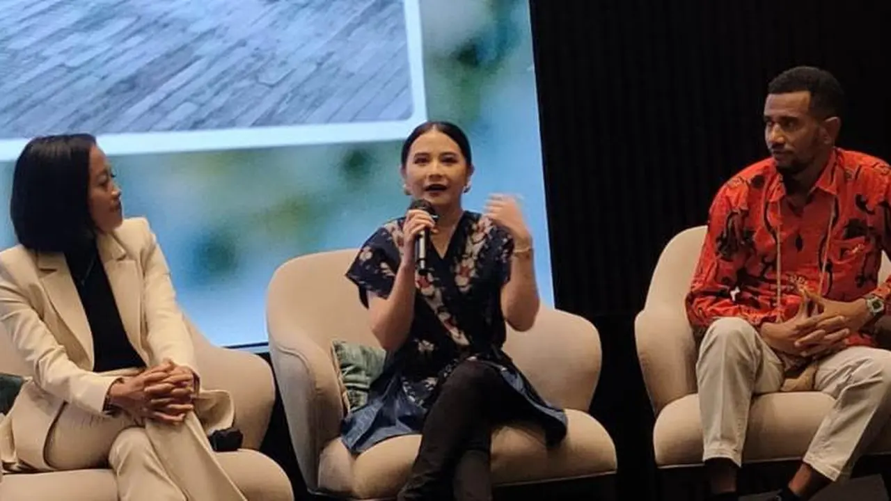 Prilly Latuconsina Ungkap Pengalaman Liburan di Kaimana yang dibuatkan Film Dokumenter.  (Liputan6.com/Henry)