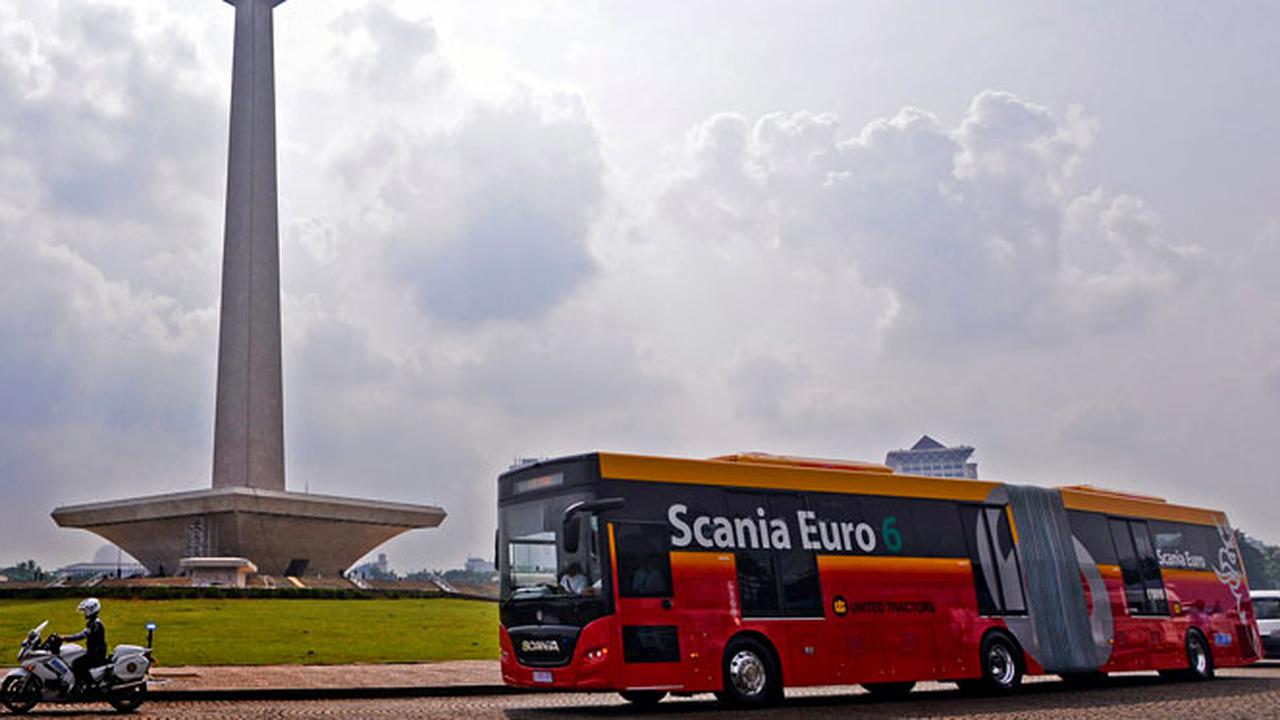 Bus Gandeng Transjakarta