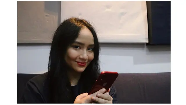 Jarang Muncul di Layar Kaca, Ini 7 Potret Terbaru Gita Gutawa