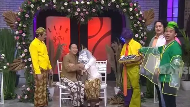 Momen Denny Cagur kerjai Gilang Dirga