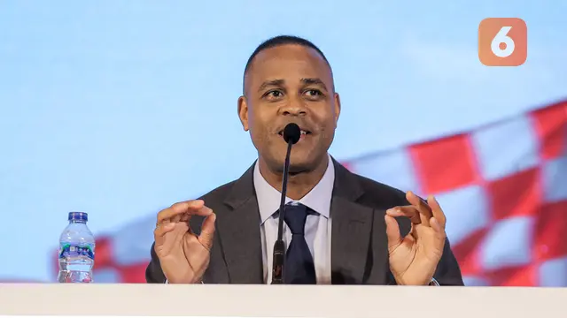 Foto: Patrick Kluivert Resmi Dikenalkan PSSI Jadi Pelatih Baru Timnas Indonesia