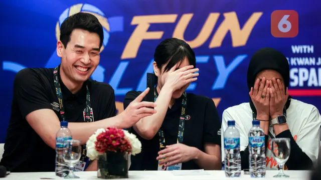 Foto: Tingkah Usil Megawati dan Setter Andalan Red Sparks saat Konferensi Pers Jelang Laga Fun Volleyball 2024