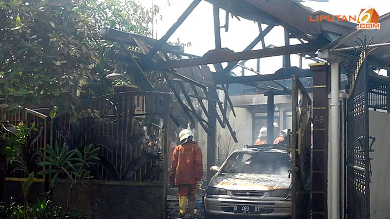 kebakaran-cakung-131017b.jpg