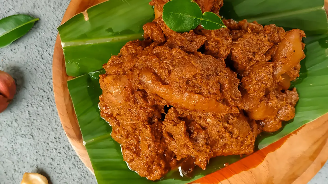 Rendang ayam basah