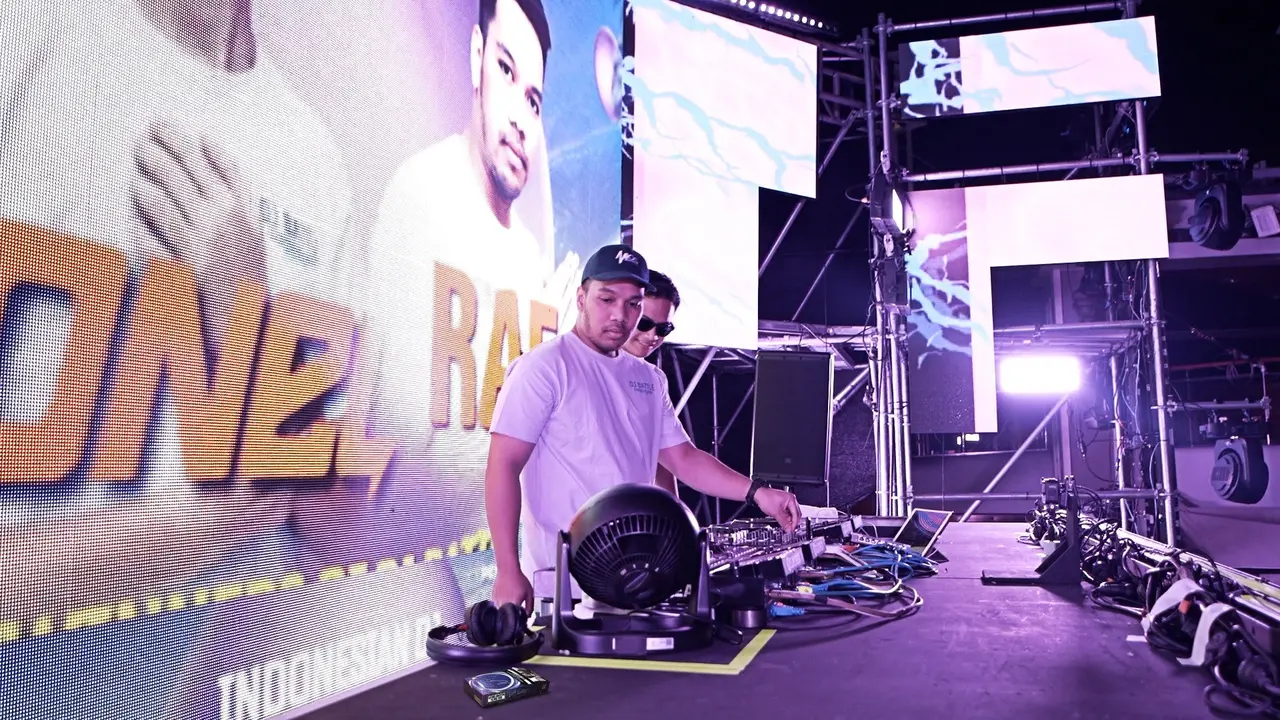 DJ Indonesia yang tampil di di festival musik elektronik terbesar di Asia, IT’S THE SHIP.