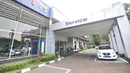 Suasana Diler Nissan kawasan Pulogadung, Jakarta, Rabu (27/11/2019).  Nissan akan berhenti memproduksi mobil Datsun di Indonesia pada Januari 2020 karena pabrik itu akan dialihfungsikan memproduksi mesin mobil jenis lain dan lebih fokus mengembangkan kendaraan listrik. (merdeka.com/Iqbal Nugroho)