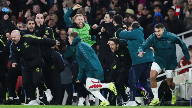 Foto: Hebohnya Skuad Arsenal Setelah Berhasil Lolos ke Perempat Final Liga Champions, Akhiri Kutukan 14 Tahun