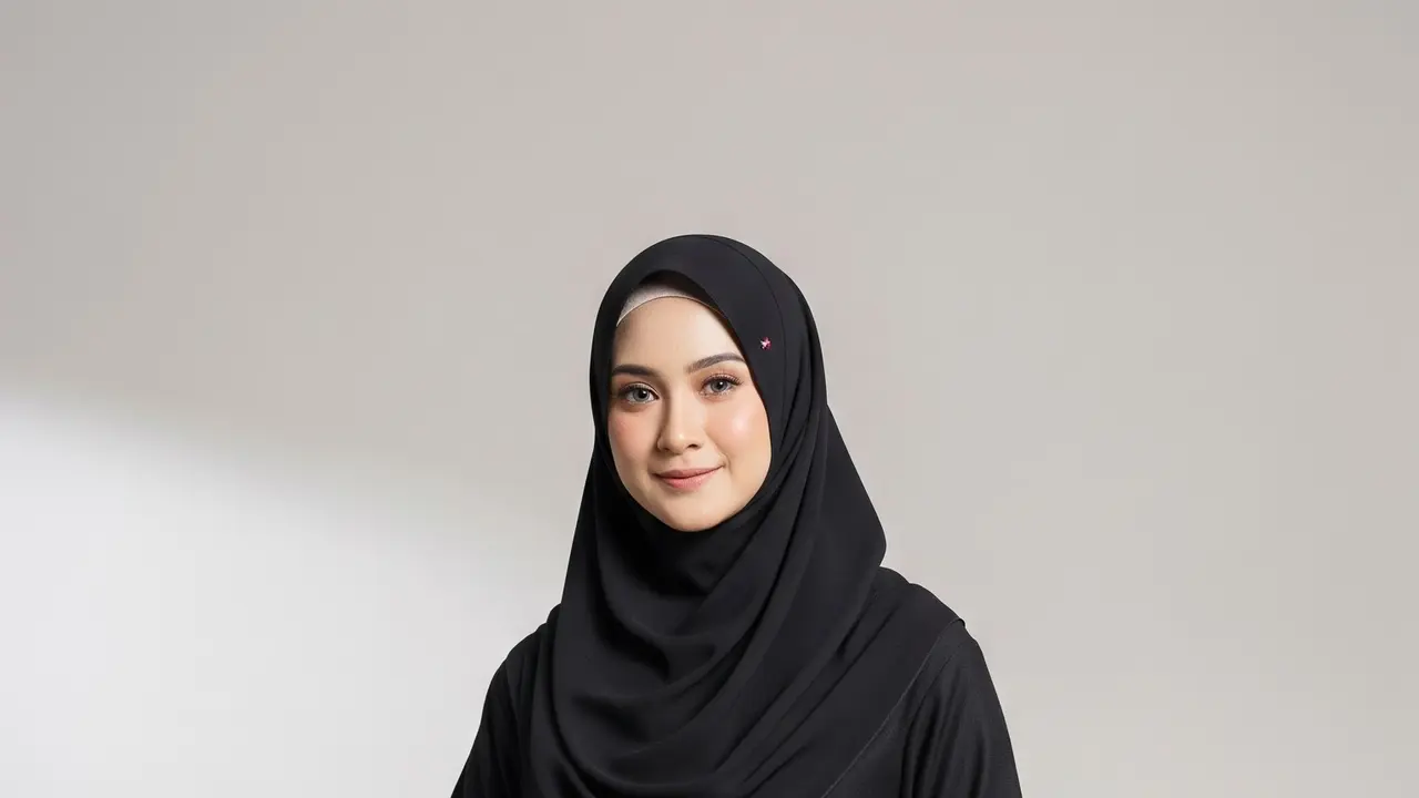 Model Gamis Terbaru Hitam Kombinasi