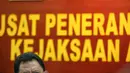 Wakil Ketua Tim Pakem Kejagung, Adi Toegarisman menggelar rapat di Kejagung, Jakarta, Kamis (21/1). Dalam rapat itu diputuskan Tim Pakem Pusat mendorong MUI segera menerbitkan Fatwa terkait ajaran Gafatar yang menyimpang. (Liputan6.com/Faizal Fanani)