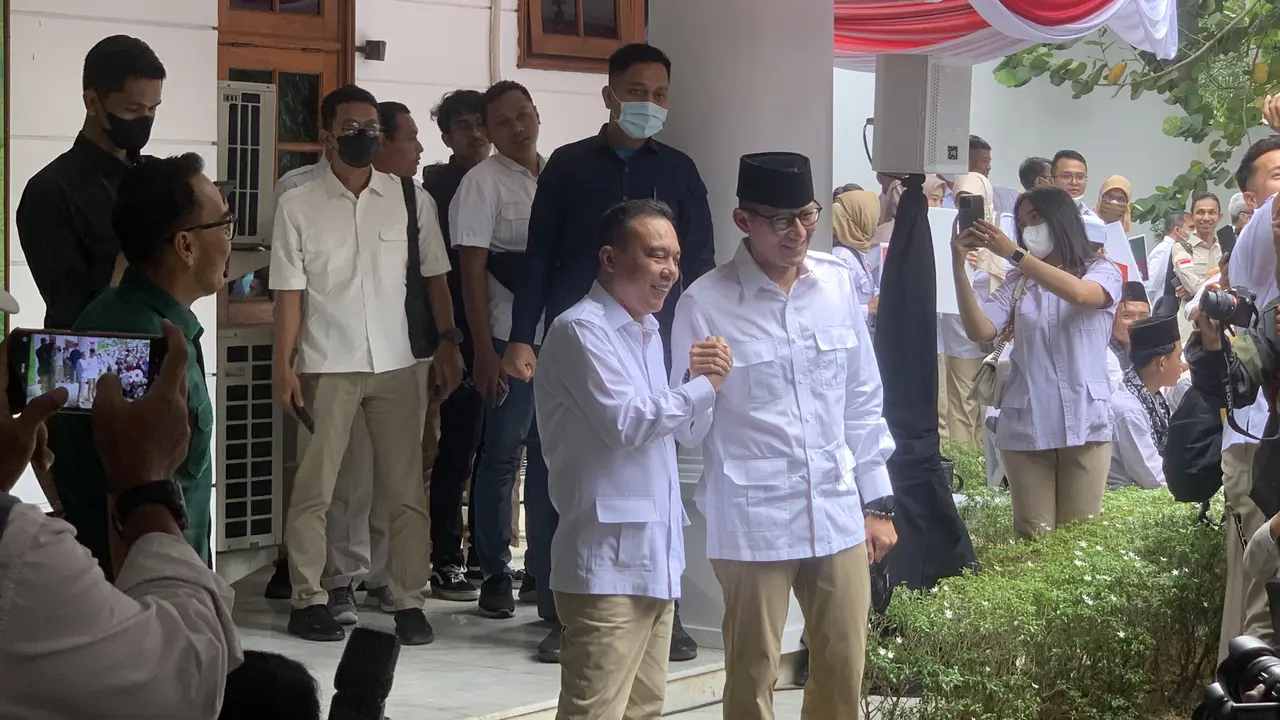 Sandiaga Uno menghadiri peresmian sekretariat bersama koalisi Partai Gerindra dan PKB pada Senin (23/1/2023).