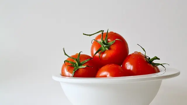 Buah Tomat (Sumber : Pixabay)