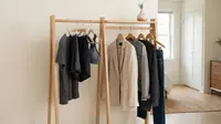 5 Cara Menyimpan Baju yang Sudah Dipakai tetapi Belum Mau Dicuci, Tetap Segar dan Awet