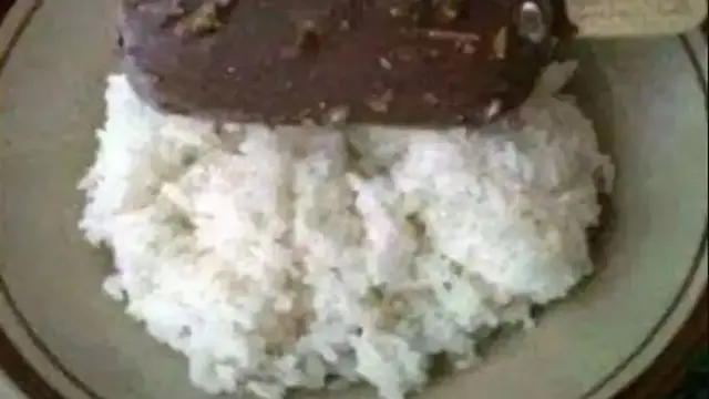 8 Potret Lauk Nasi ala Netizen Ini Nyeleneh Banget, Bikin Geleng Kepala