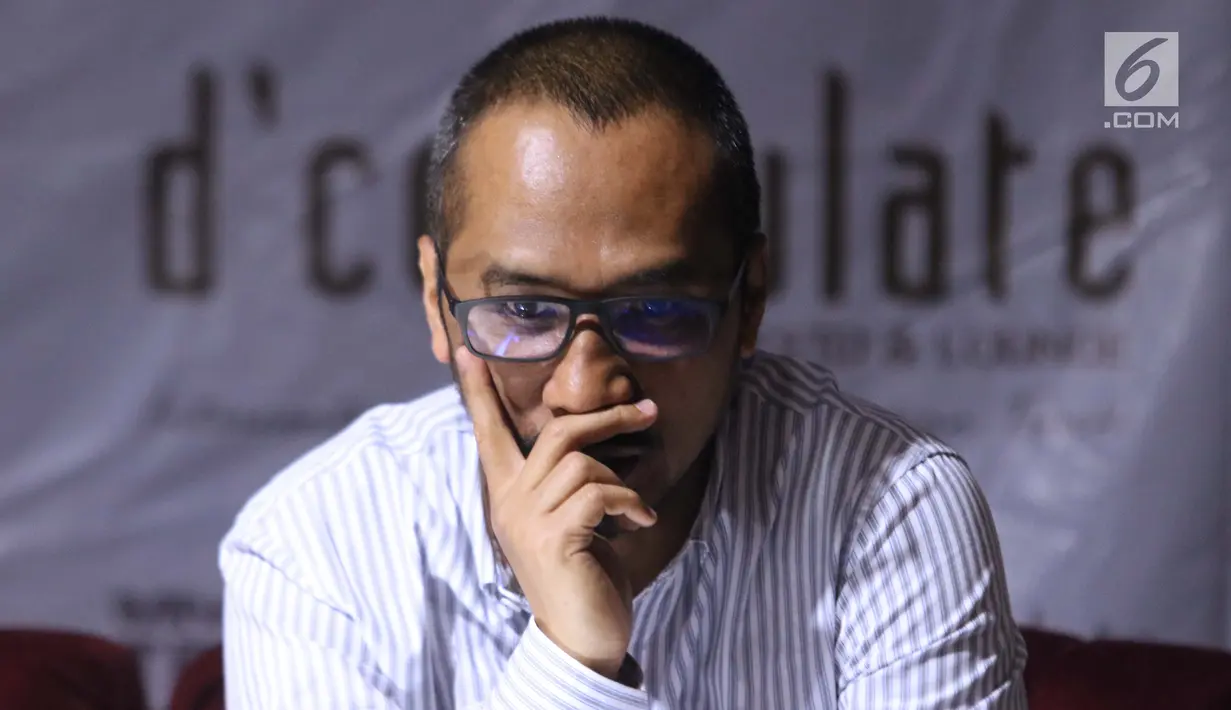 Mantan Ketua KPK periode 2011-2015, Abraham Samad saat diskusi bertema KPK adalah Kunci yang digelar di Jakarta, Sabtu (7/9/2019). Diskusi membahas polemik revisi UU KPK dan dampaknya. (Liputan6.com/Helmi Fithriansyah)
