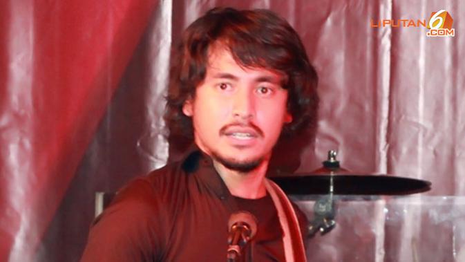 Ello Punya Pacar Tetangga Nggak Berat Diongkos Showbiz Liputan6 Com