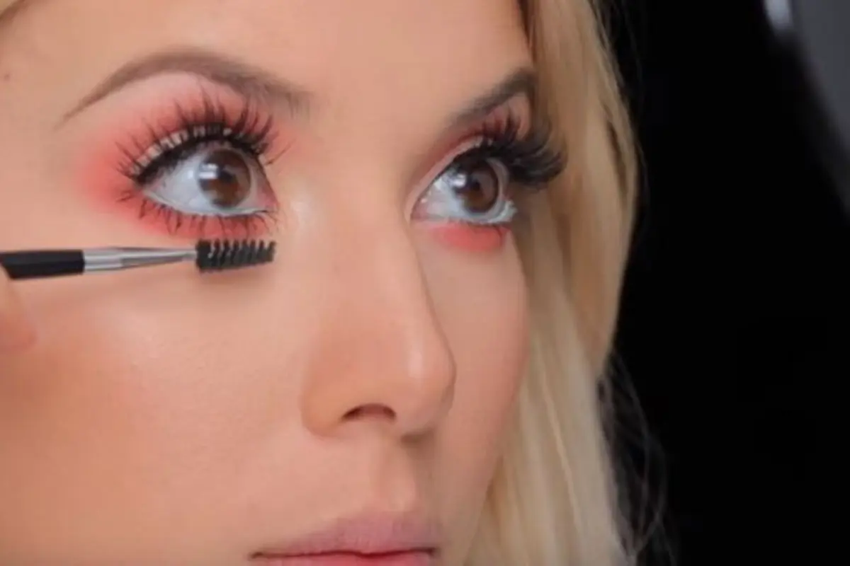 Sentuhan Peachy Makeup Buat Wajahmu Cantik Berseri