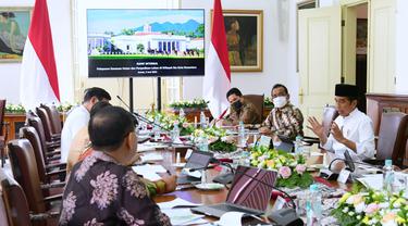 Kepala Badan Otorita Ibu Kota Nusantara (IKN) Bambang Susantono saat rapat bersama Presiden Jokowi, Jumat (3/6/2022)