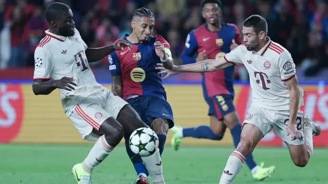 Foto: Aksi Memukau Raphinha Saat Membawa Barcelona Taklukkan Bayern Munchen, Misi Balas Dendam Berhasil