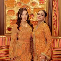 Lihat di sini gaya glamor Tasya Farasya dan sang ibu yang mencuri atensi. [@tasyafarasya].