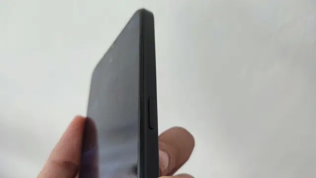 Oppo A77s (Liputan6.com/Giovani Dio Prasasti)
