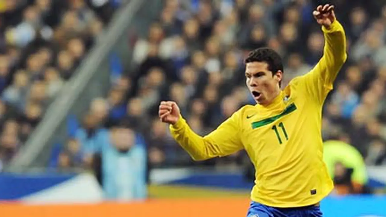 img_hernanes-100211.jpg