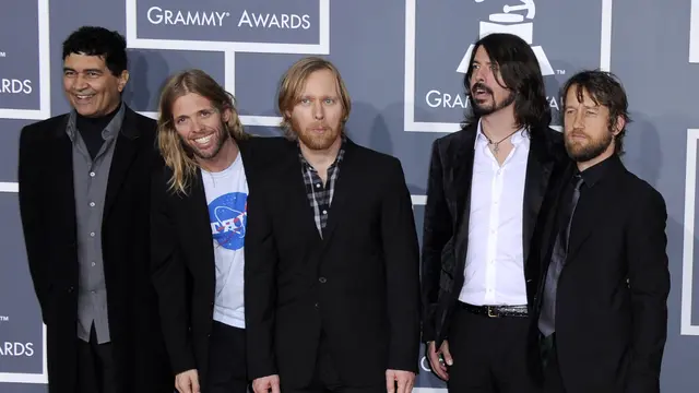 [Bintang] Foo Fighters