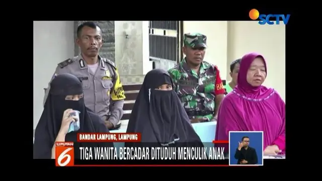 Tiga wanita bercadar di Bandar Lampung dituduh orang tua murid sebagai penculik anak. Padahal, mereka adalah bibi dari dua bocah di sekolah tersebut.