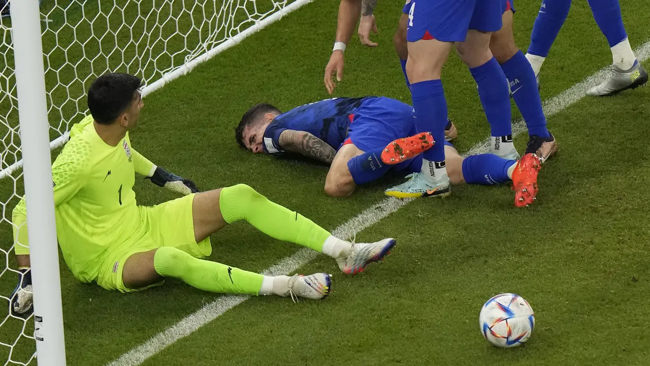 Christian Pulisic cedera usai mencetak gol di Laga Iran vs AMerika Serikat