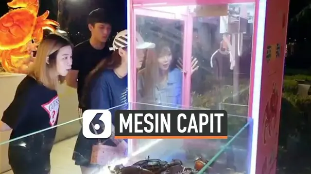 Sebuah restoran di Singapura menggunakan mesin capit kepiting untuk promosi. Tapi promosi itu mengundang kecaman dari para pengguna internet setelah video promosi viral.