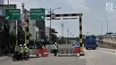 Kendaraan melintas di dekat pintu masuk Underpass Matraman, Jakarta, Minggu (1/4). Underpass Matraman ini diperkirakan menghabiskan dana sebesar Rp 118 miliar. (Merdeka.com/Iqbal S Nugroho)