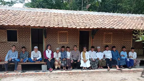 Pesantren: Asal-usul Kelembagaan