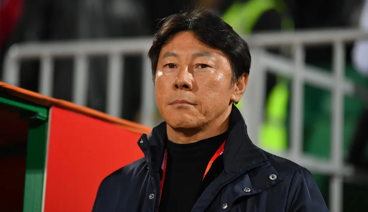 Pelatih timnas Indonesia U-20, Shin Tae Yong saat laga terakhir Grup A Piala Asia U-20 melawan Uzbekistan di Stadion Istiqlol Fergana, Uzbekistan, Selasa (7/3/2023). Skuad besutan Shin Tae Yong berada di posisi ketiga Grup A dengan raihan empat poin. Hasil ini membuat Indonesia tersingkir dari ajang Piala Asia U-20. (Foto: Dok PSSI)