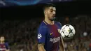 Luis Suarez menutup pesta gol Barcelona ke gawang AS Roma pada leg pertama perempat final Liga Champions di Camp Nou stadium, Barcelona, (4/4/2018). Barcelona menang 4-1. (AP/Manu Fernandez)