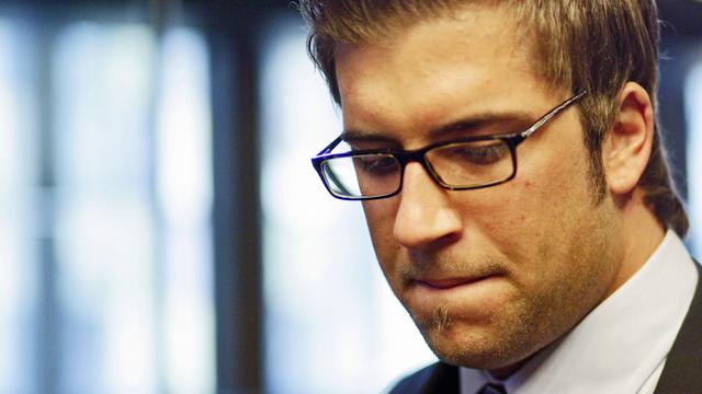 Wasit sepak bola Robert Hoyzer terlihat di ruang sidang di Berlin, Jerman, 18 Oktober 2005. (AFP PHOTO POOL/MICHAEL HANSCHKE)