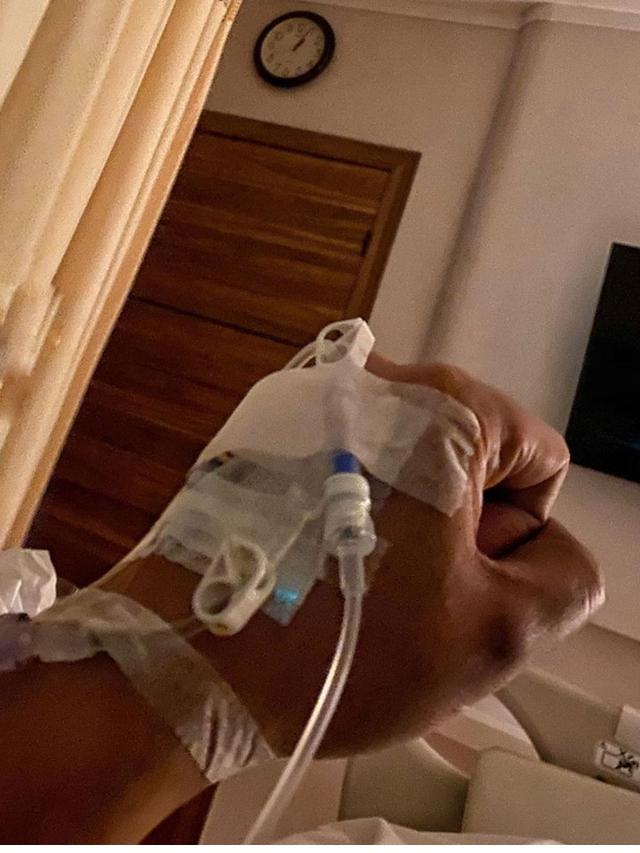 6 Potret Terbaru Ari Lasso yang Jalani Perawatan, Sakit Punggung Kambuh