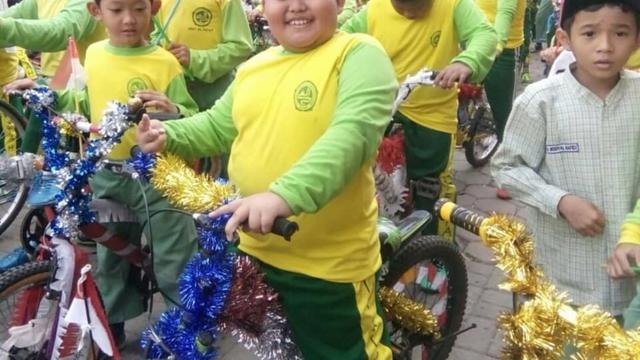 bocah di pembukaan Asian Games jadi viral (foto: instagram/@fairel_sbi)