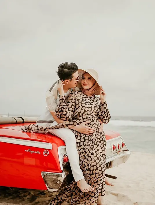 Irwansyah dan Zaskia Sungkar (Instagram/zaskiasungkar15)