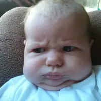 Bayi Judes Bikin Gemas di Siang yang Panas