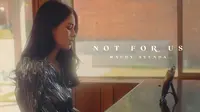 Maudy Ayunda Ajak Perempuan Patah Hati Lebih Kuat di Single Not For Us
