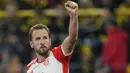 Harry Kane kembali membuktikan kelasnya sebagai striker top dunia. Kali ini, Borussia Dortmund menjadi korban keganasan sang striker. (AP Photo/Martin Meissner)