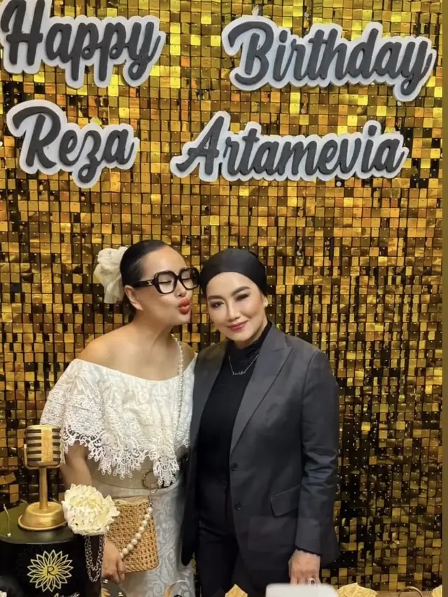Ulang Tahun Reza Artamevia ke-49.
