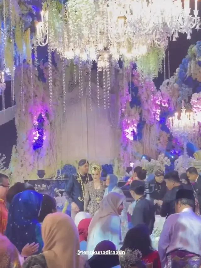 Pernikahan Dofa Alkatiri dengan Tengku Najwa Adnan putri Enny Beatrice, ada Rizky Nazar dan Refal Hady jadi Pagar Bagus (Foto: instagram aryavasco)