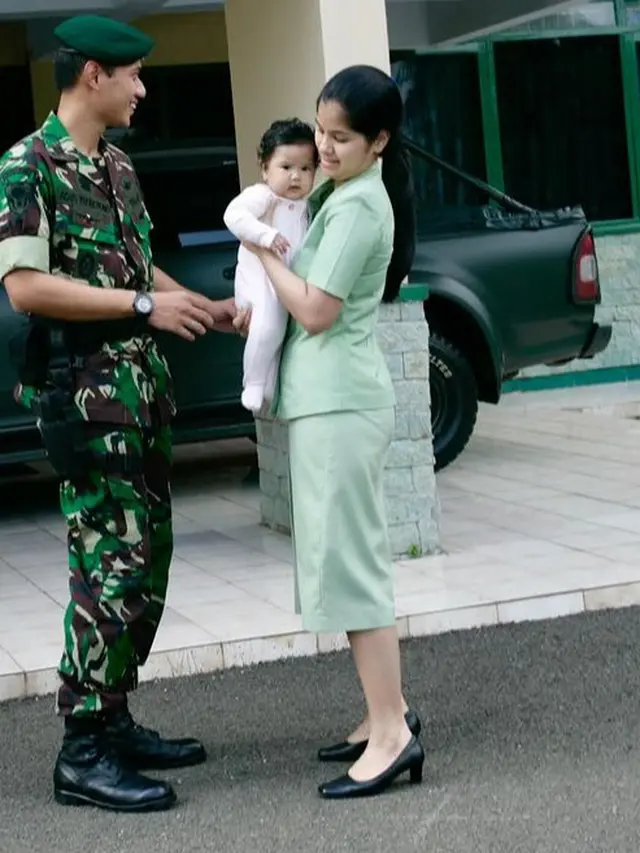 Potret Annisa Pohan saat Menjadi Ibu Persit. [@annisayudhoyono]