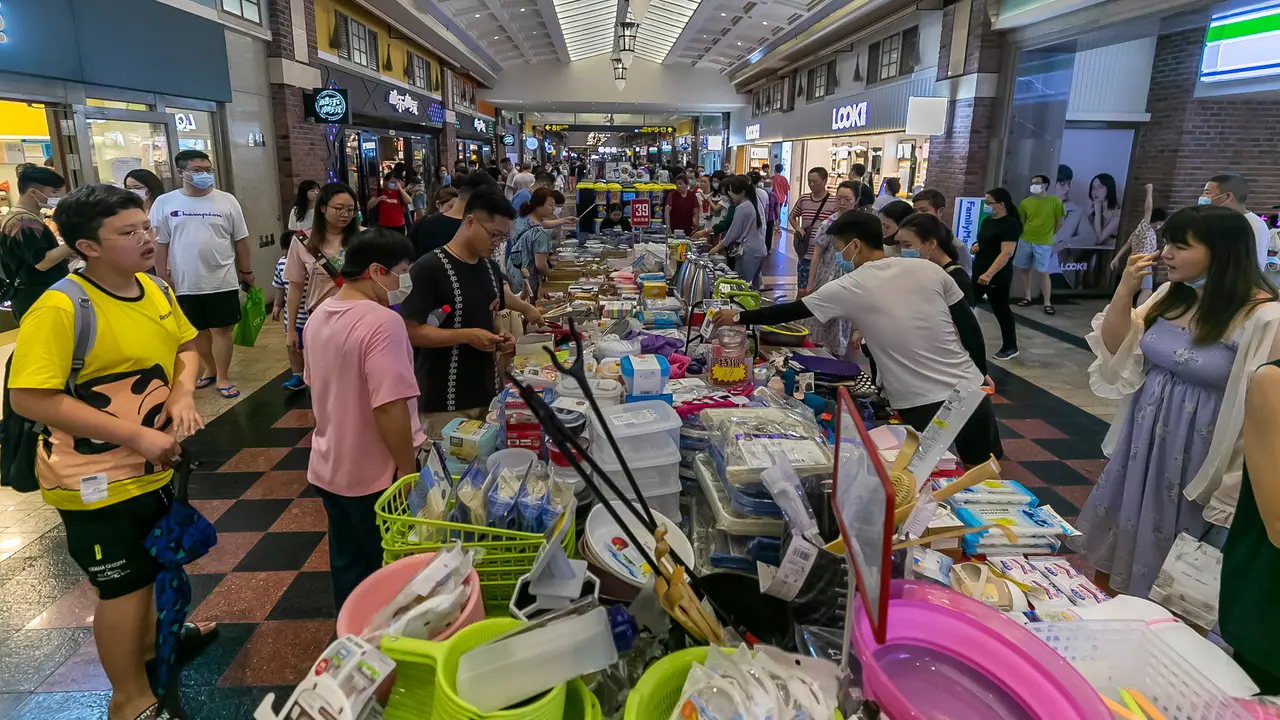 Shanghai Gelar Festival Malam untuk Tingkatkan Perekonomian
