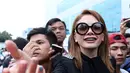 Dalam tangisnya kala itu Nikita Mirzani terisak dan mengatakan ia tidak mungkin menjual diri meskipun selama ini ia selalu dinilai sebagai wanita seksi. Baginya tak pernah terpikirkan sama sekali untuk menjual dirinya demi uang. (Deki Prayoga/Bintang.com)